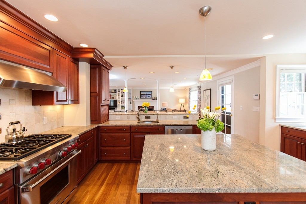 62 Windsor Road Wellesley, MA 02481 - Photo 10 of 30 Gallery Image 10
