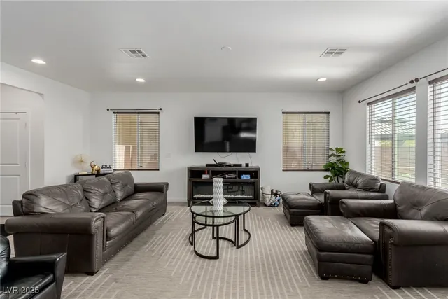 $475,000 | 2909 Little Current Road, North Las Vegas, NV 89086