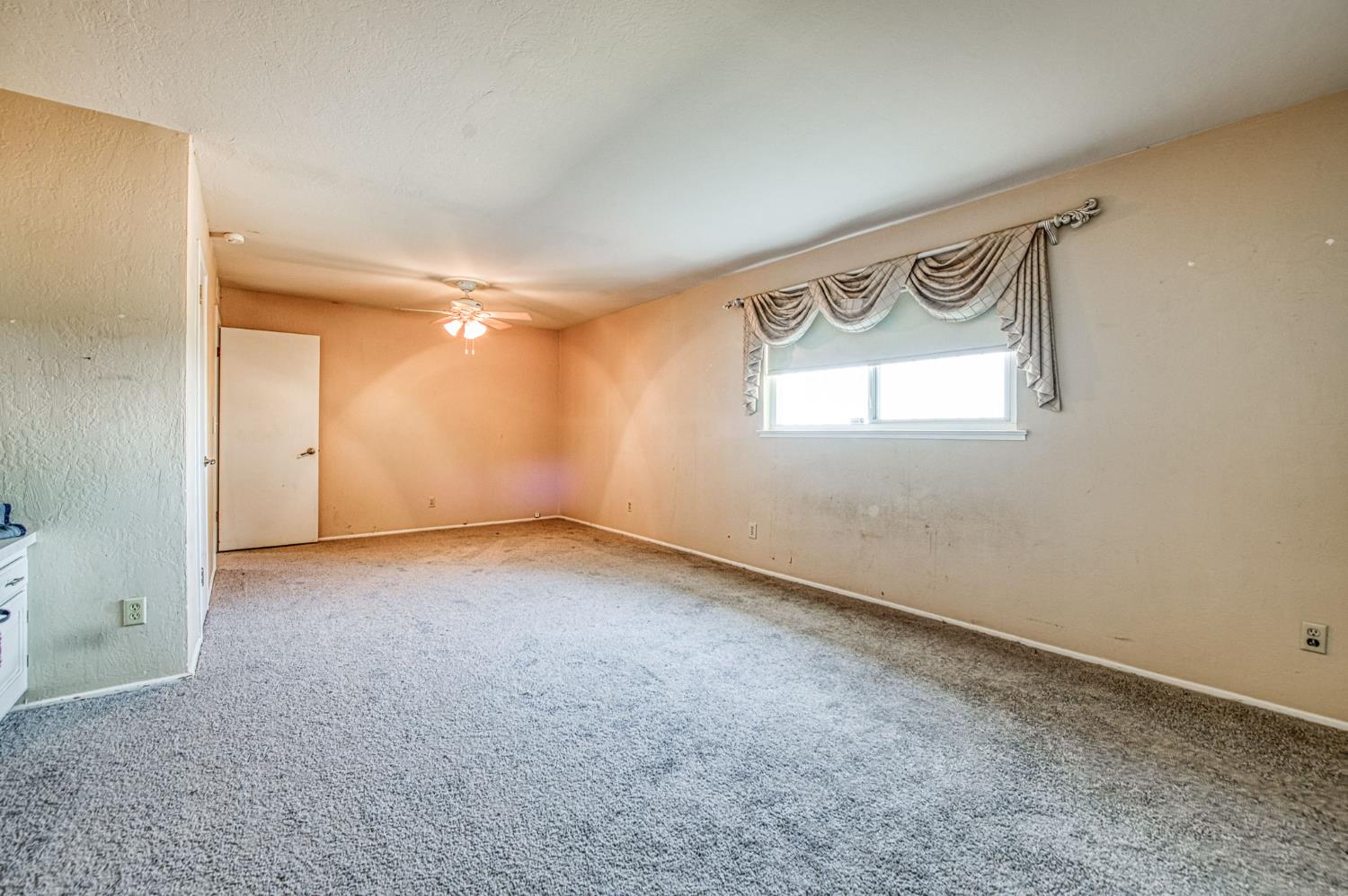 327 North 2nd Street Fowler, CA 93625 - Photo 22 of 44