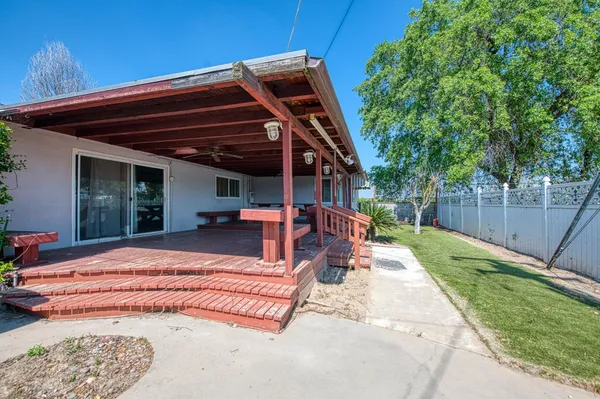 $350,000 | 327 North 2nd Street, Fowler, CA 93625