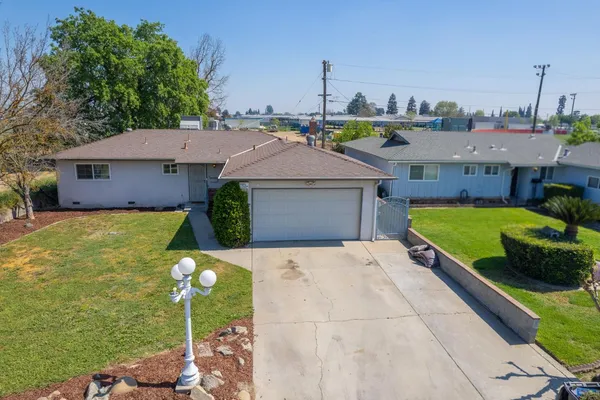 $350,000 | 327 North 2nd Street, Fowler, CA 93625