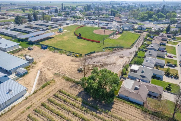 $350,000 | 327 North 2nd Street, Fowler, CA 93625