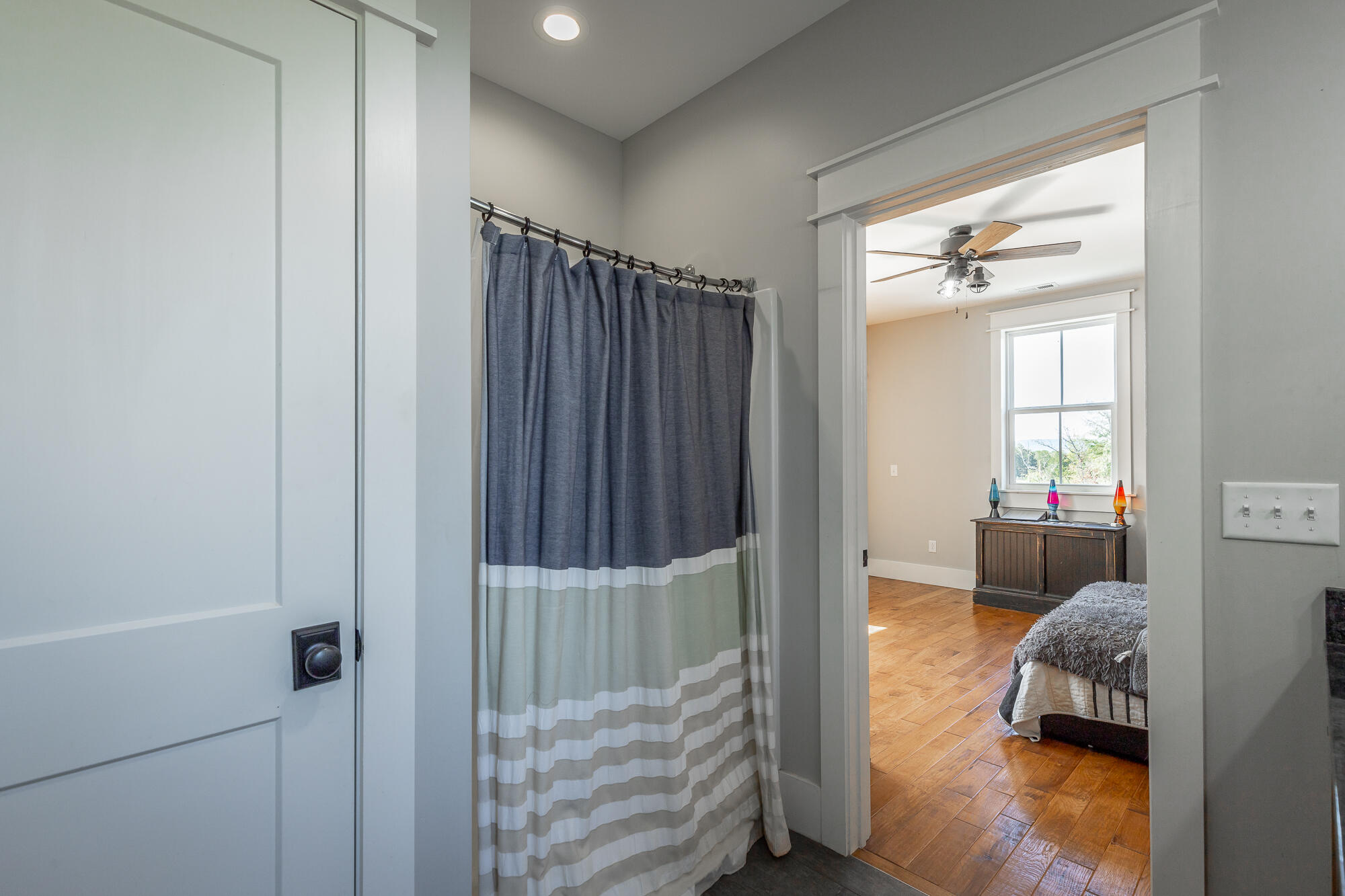 2105 Old Bethel Road Chickamauga, GA 30707 - Photo 54 of 78 Guest Bedroom En-suite Bathroom
