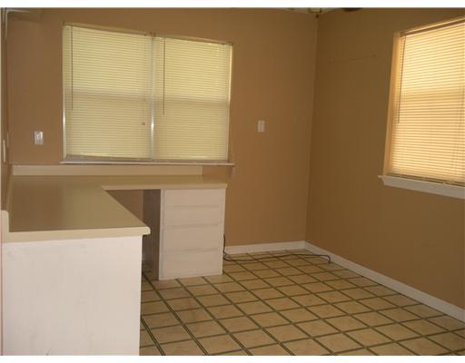 256 Dummyline Road Madisonville, LA 70447 - Photo 10 of 19 Gallery Image 10