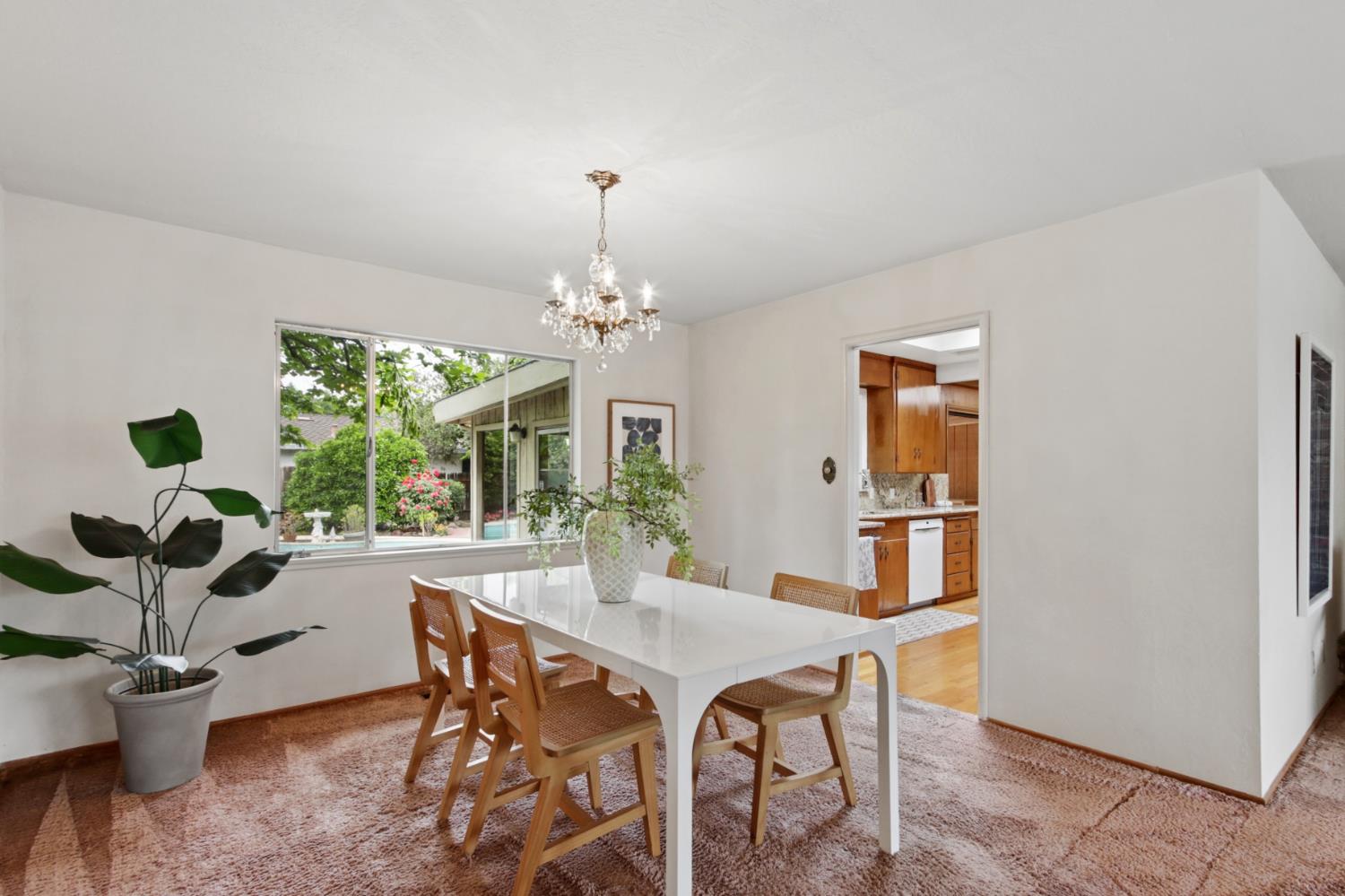 102 Rancho Way Woodland, CA 95695 - Photo 14 of 55