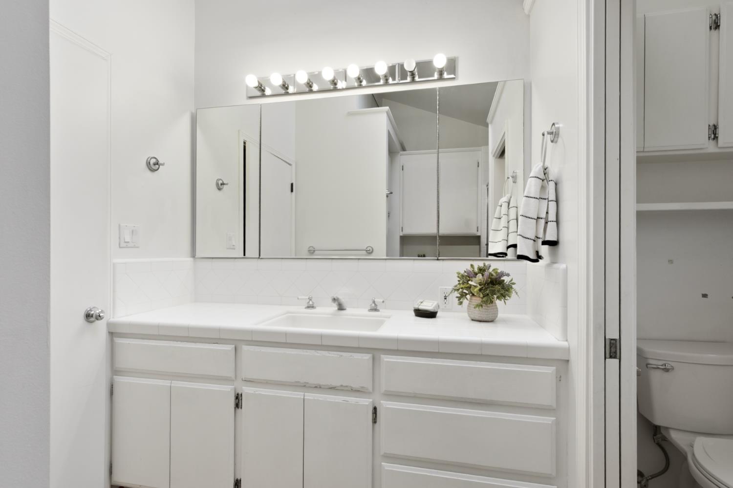 102 Rancho Way Woodland, CA 95695 - Photo 43 of 55