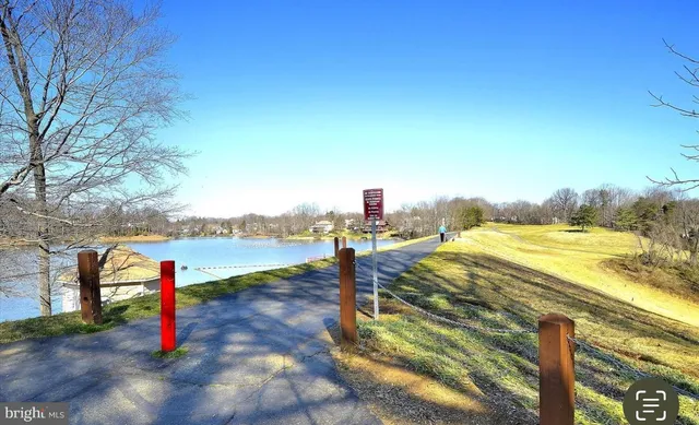 $584,500 | 15632 Northgate Drive, Dumfries, VA 22025