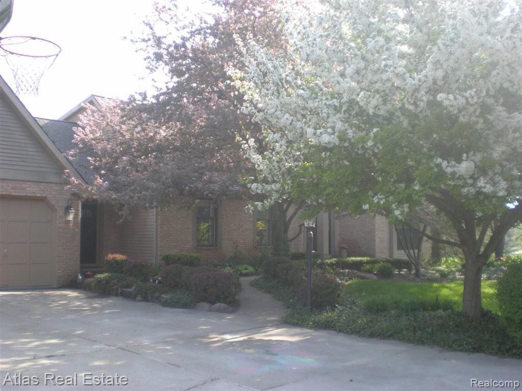 8254 McCandlish Road Goodrich, MI 48438 - Photo 3 of 22 p1010369_0022.jpg