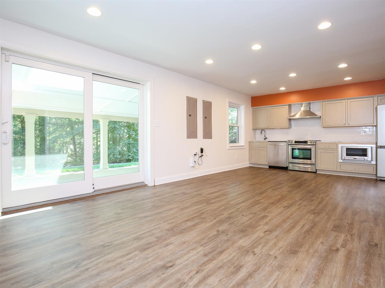 4807 Carteret Drive Raleigh, NC 27612 - Photo 25 of 30 Family room with Kitchen