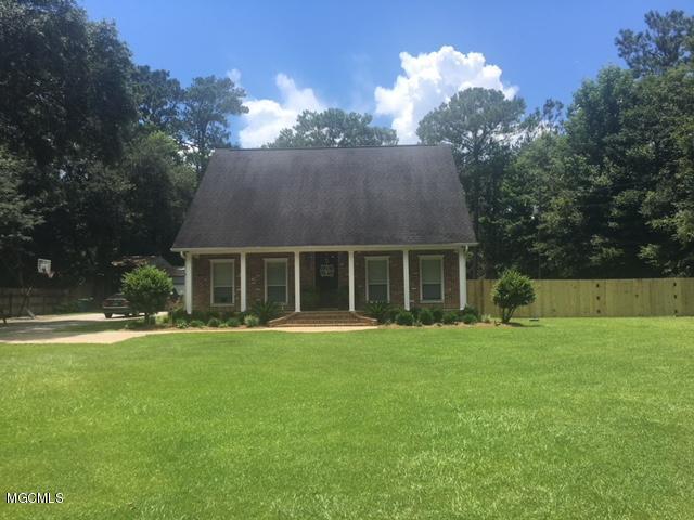 18313 George Cumbest Road Moss Point, MS 39562 - Photo 6 of 48 IMG_2674