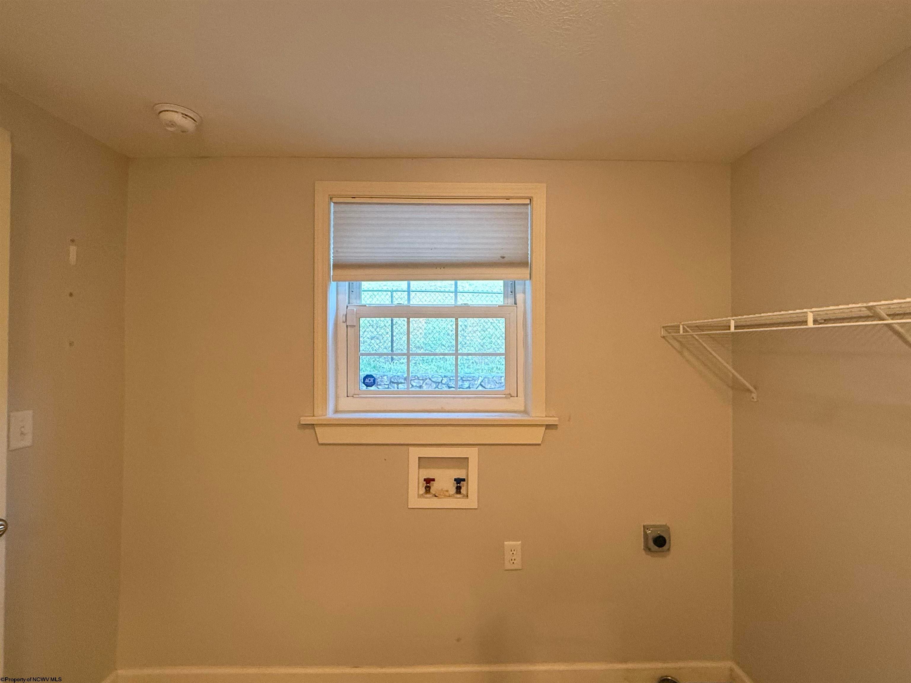 1233 Pleasant Valley Road Fairmont, WV 26554 - Photo 17 of 36 Gallery Image 17
