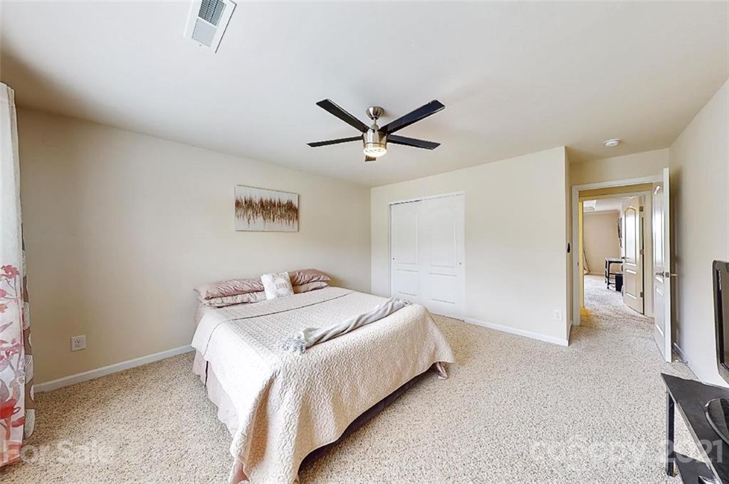12403 Bending Branch Road Charlotte, NC 28227 - Photo 37 of 47 Gallery Image 37