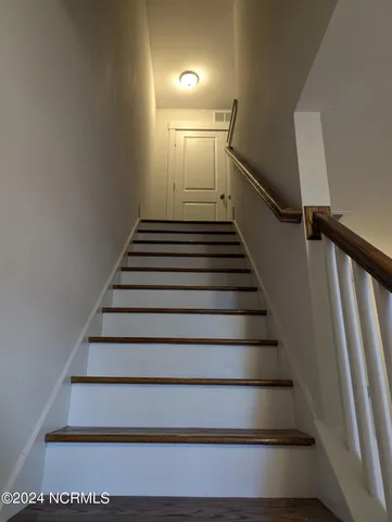 $1,895 | 1 Acacia Road, Hampstead, NC 28443