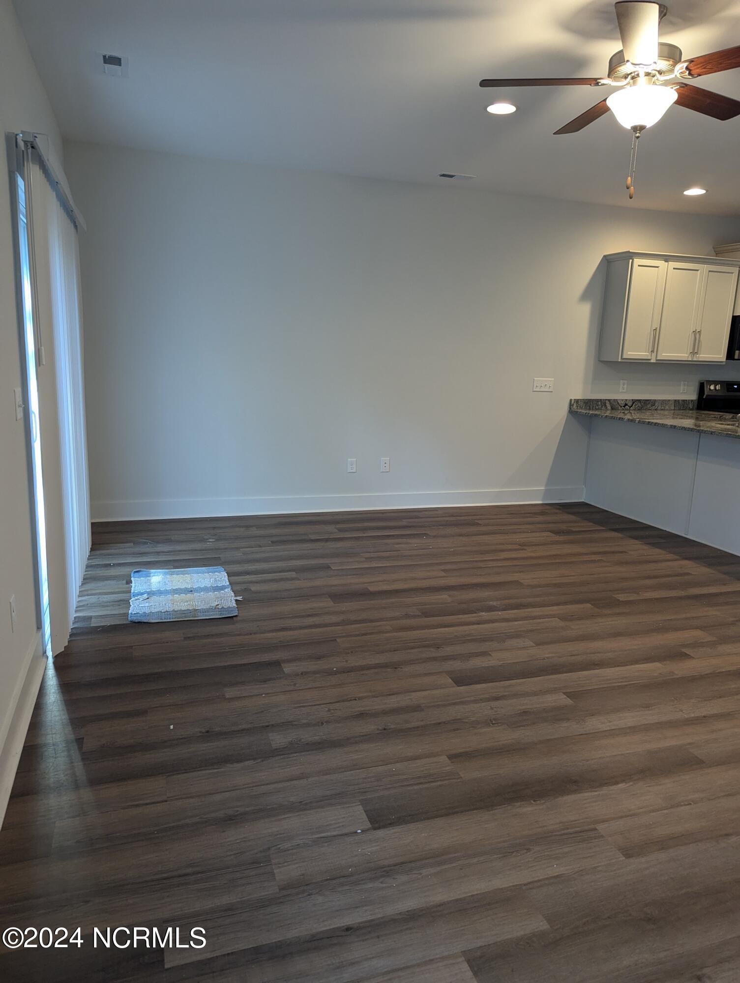 1 Acacia Road Hampstead, NC 28443 - Photo 5 of 18 original-2