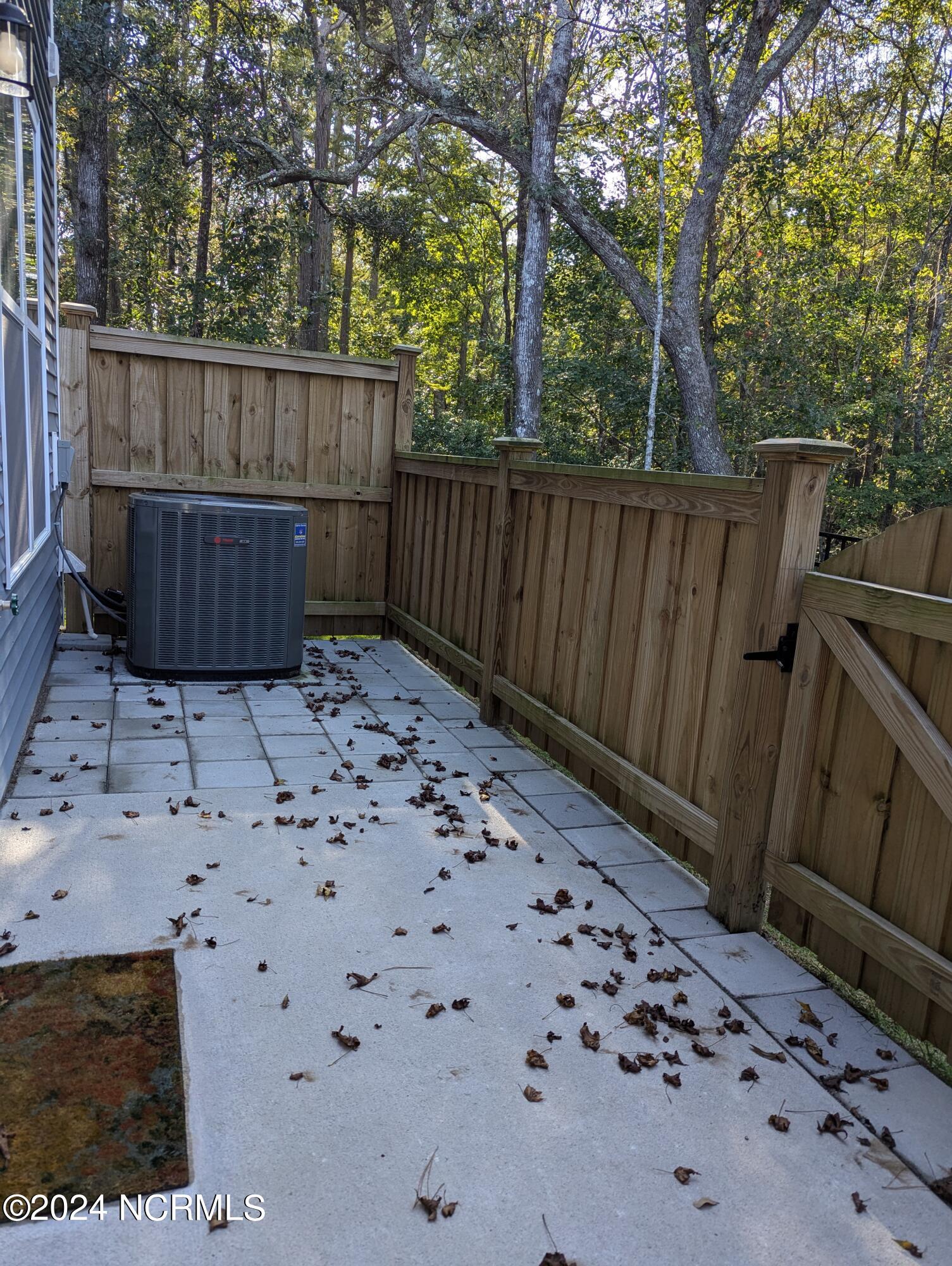 1 Acacia Road Hampstead, NC 28443 - Photo 8 of 18 original-5