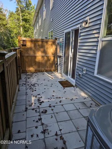 $1,895 | 1 Acacia Road, Hampstead, NC 28443