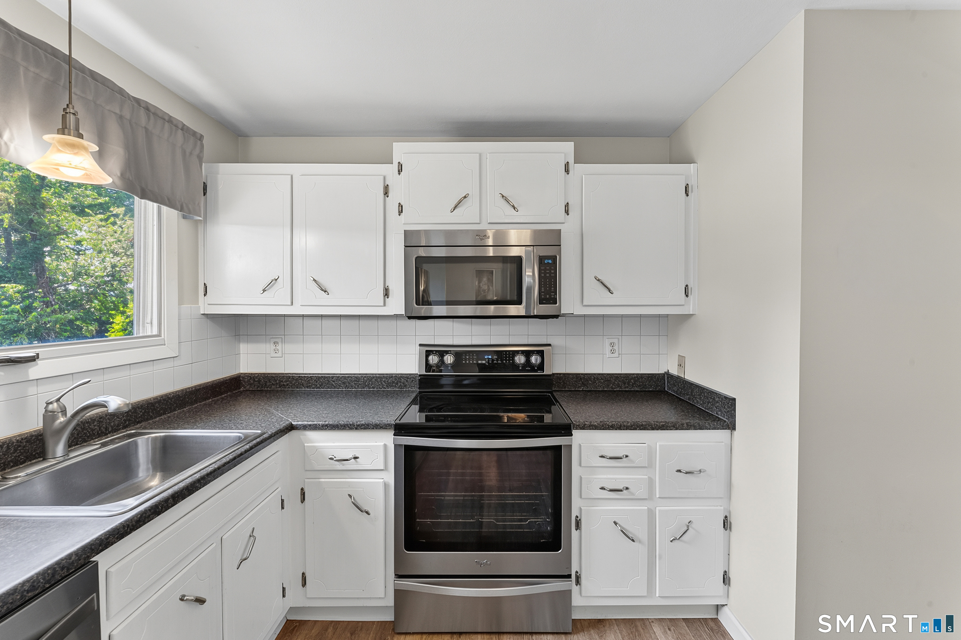 12 Quaker Ridge Road Bethel, CT 06801 - Photo 13 of 35
