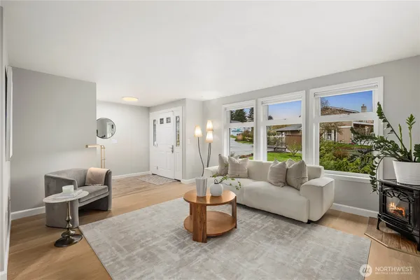 $725,000 | 2000 Birch Court, Milton, WA 98354