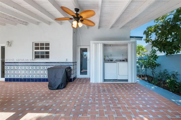 a view of a house with a outdoor space