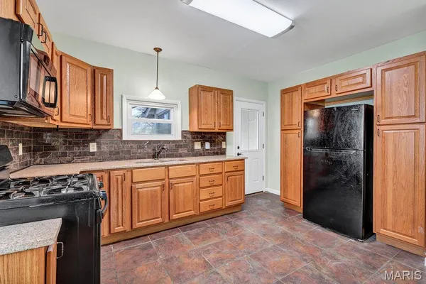 $1,700 | 7070 Winona Avenue, St. Louis, MO 63109