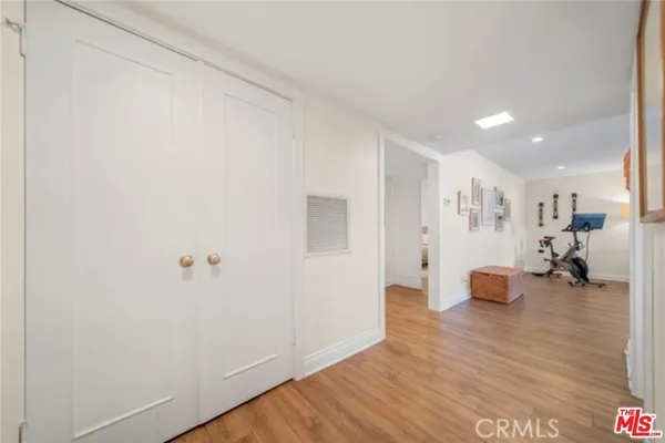 $2,860 | 5301 Balboa Boulevard, Unit C6, Encino, CA 91316