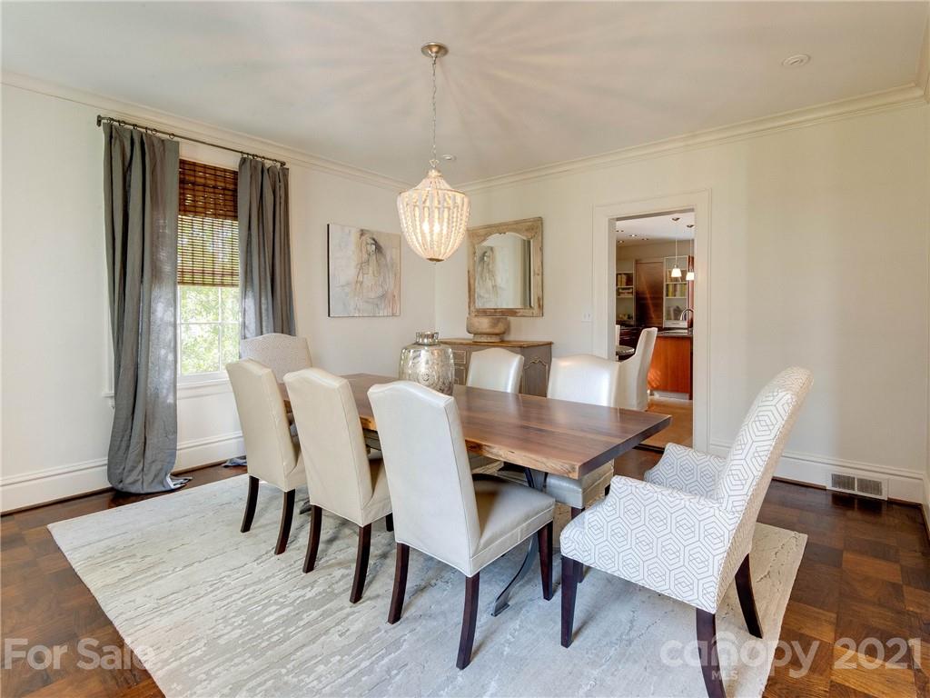 1050 Ardsley Road Charlotte, NC 28207 - Photo 11 of 48 Gallery Image 11