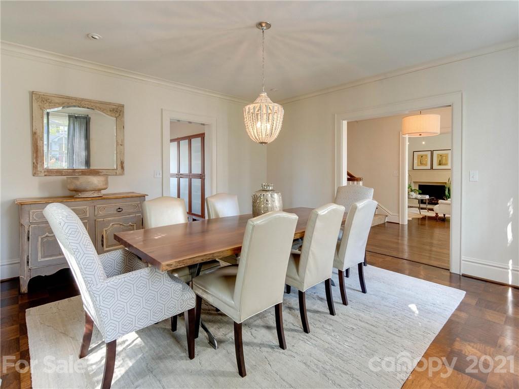 1050 Ardsley Road Charlotte, NC 28207 - Photo 12 of 48 Gallery Image 12