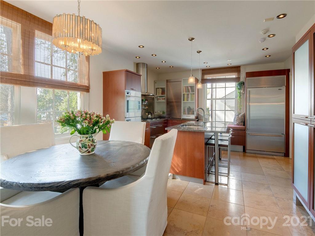 1050 Ardsley Road Charlotte, NC 28207 - Photo 13 of 48 Gallery Image 13