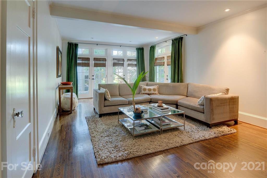 1050 Ardsley Road Charlotte, NC 28207 - Photo 17 of 48 Gallery Image 17
