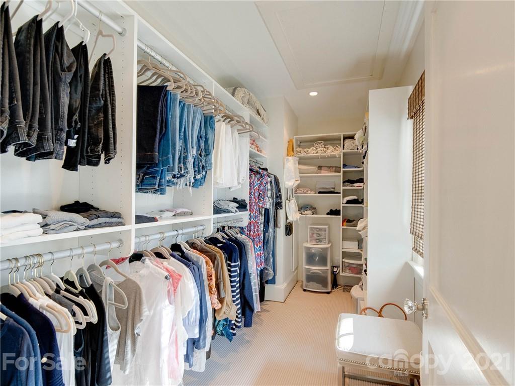 1050 Ardsley Road Charlotte, NC 28207 - Photo 27 of 48 Gallery Image 27