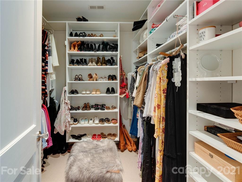 1050 Ardsley Road Charlotte, NC 28207 - Photo 28 of 48 Gallery Image 28