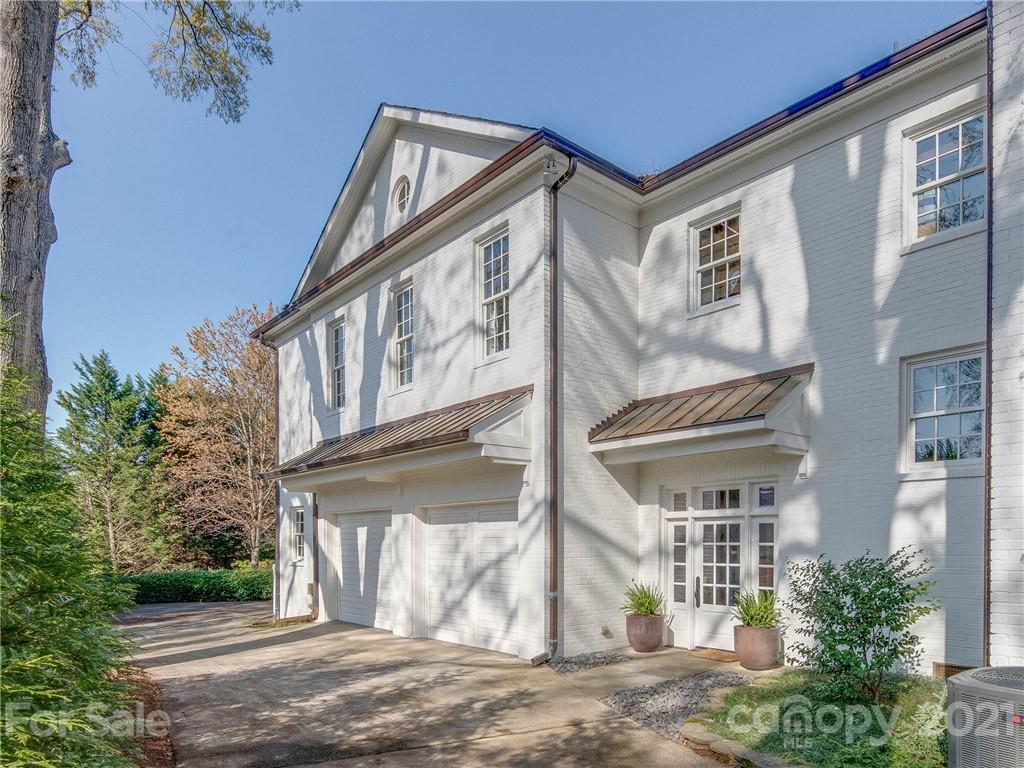 1050 Ardsley Road Charlotte, NC 28207 - Photo 36 of 48 Gallery Image 36