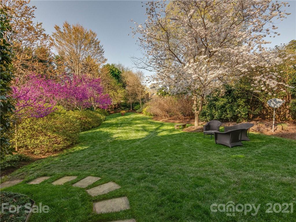 1050 Ardsley Road Charlotte, NC 28207 - Photo 41 of 48 Gallery Image 41