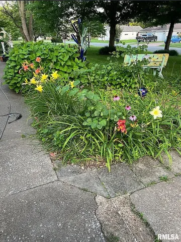 $189,500 | 44 Marberry Drive, Metropolis, IL 62960