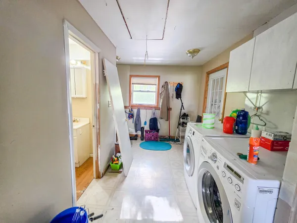 $280,000 | 257 Edgewood Drive, Quincy, MI 49082