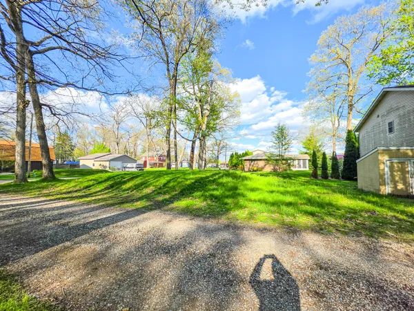 $280,000 | 257 Edgewood Drive, Quincy, MI 49082