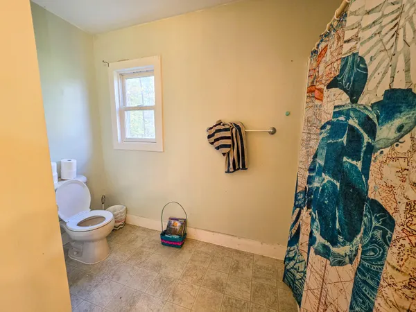 $280,000 | 257 Edgewood Drive, Quincy, MI 49082
