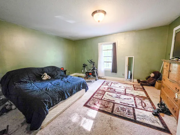 $280,000 | 257 Edgewood Drive, Quincy, MI 49082