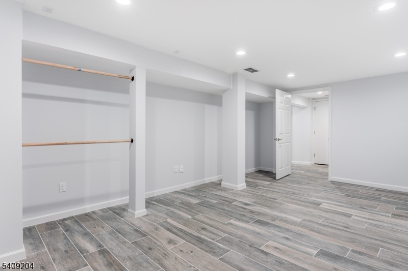 111 Patriots Road Morris Plains, NJ 07950 - Photo 13 of 39