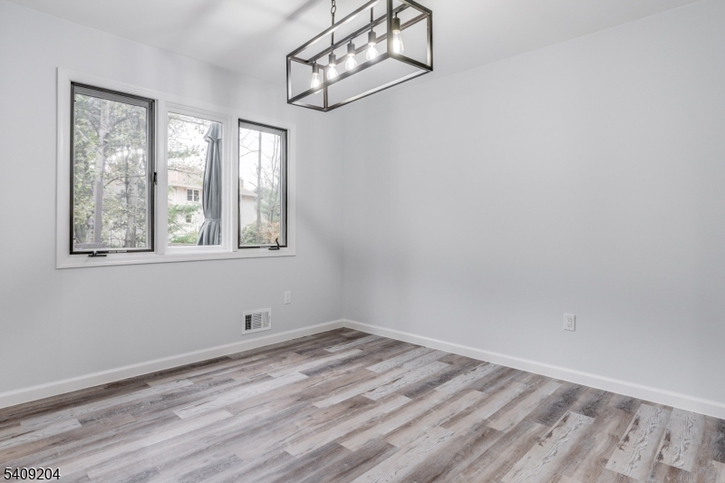 111 Patriots Road Morris Plains, NJ 07950 - Photo 10 of 39