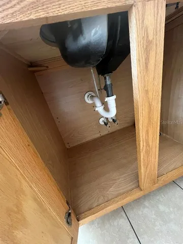 $1,945 | 7632 Merchantville Circle, Zephyrhills, FL 33540