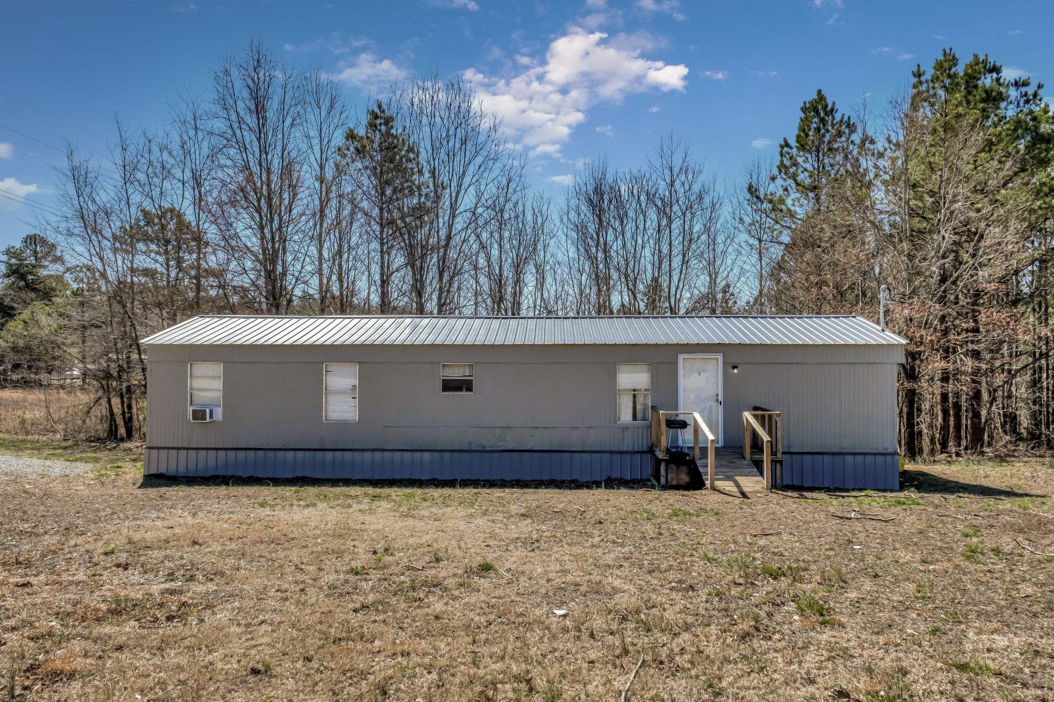 287 Howard Switch Road Hohenwald, TN 38462 - Photo 3 of 20 Gallery Image 3