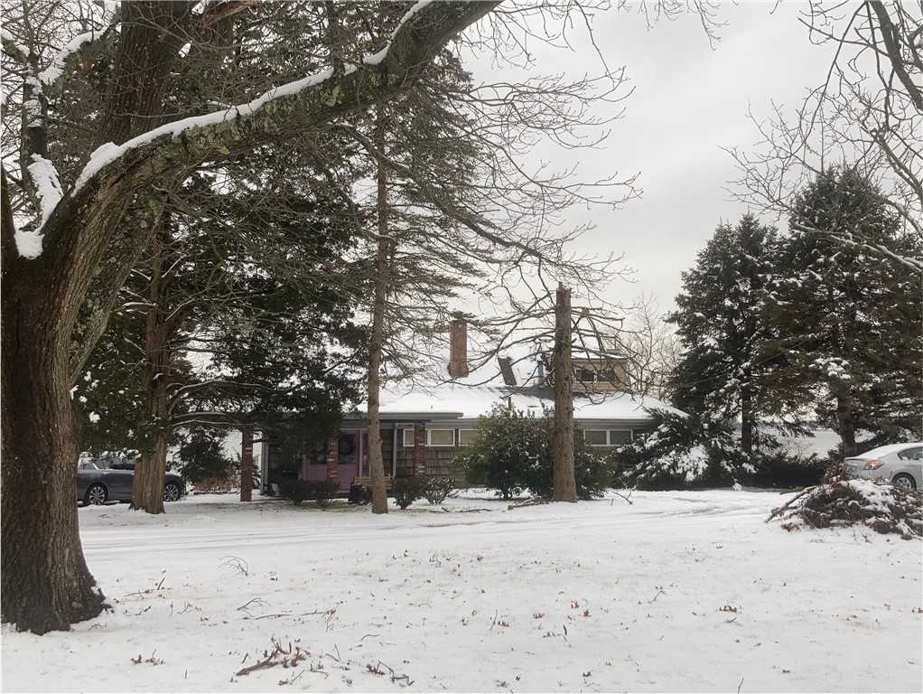 607 Budlong Farm Road Warwick, RI 02886 - Photo 2 of 8