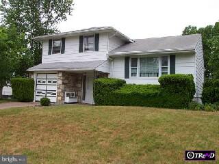 633 Kismet Road Philadelphia, PA 19115 - Photo 1 of 1