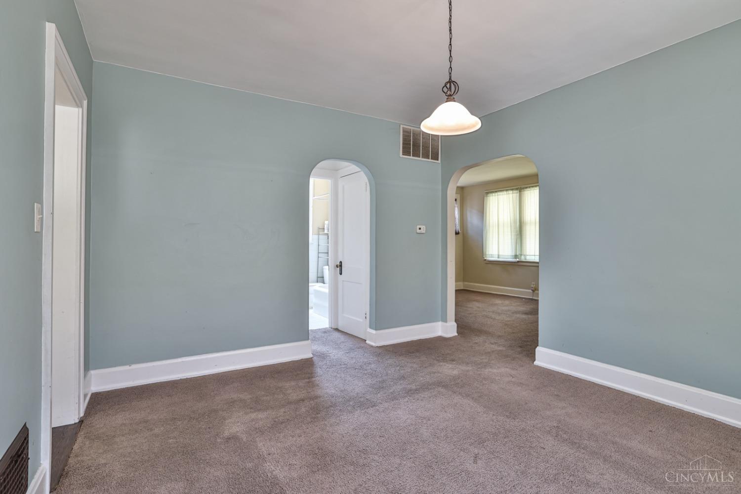 4935 Ralph Avenue Cincinnati, OH 45238 - Photo 21 of 39 Gallery Image 21