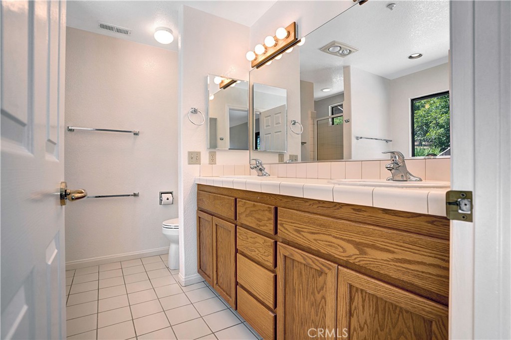 8258 Via Urner Way Bonsall, CA 92003 - Photo 19 of 49