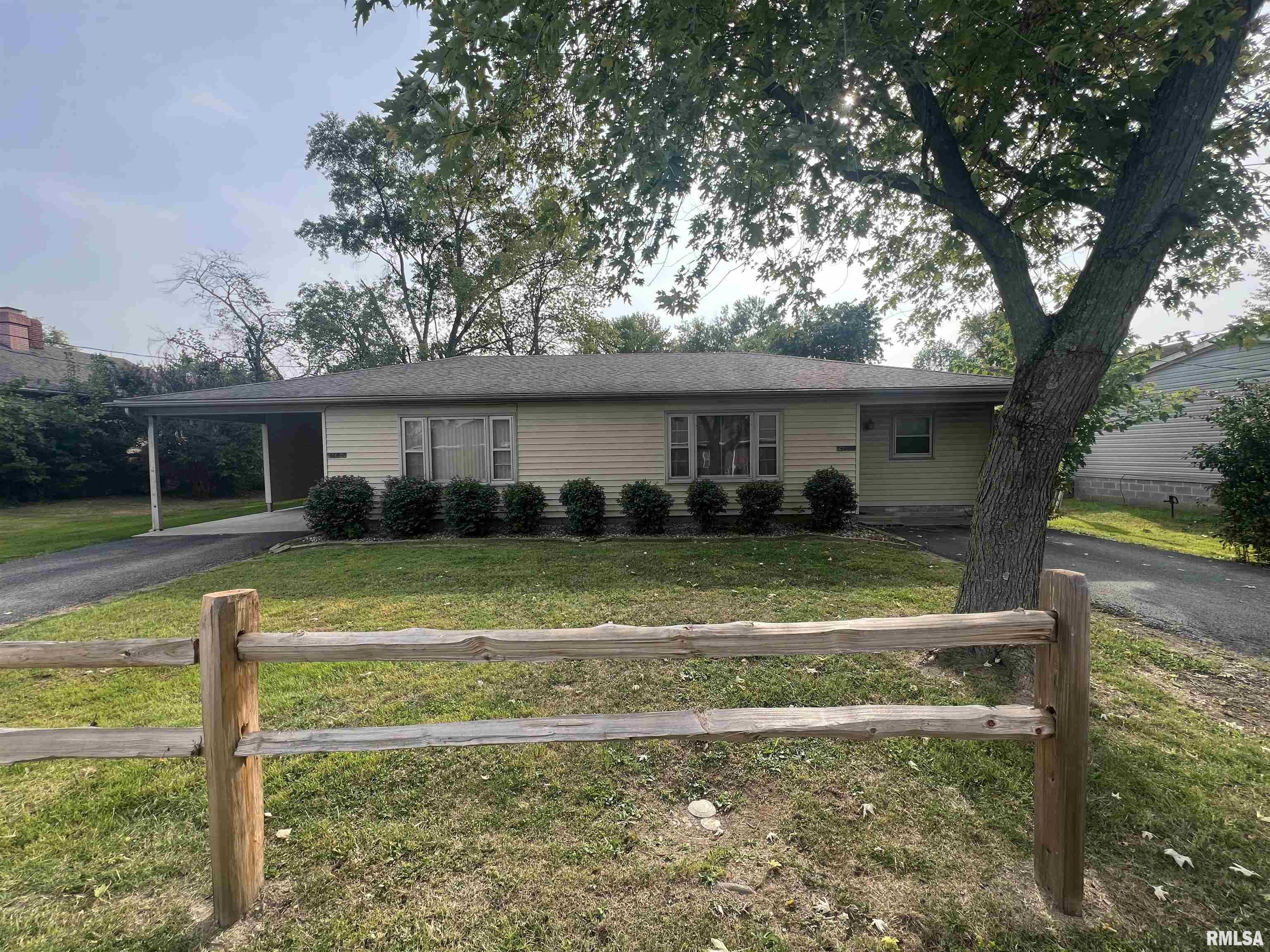 1505 North Glendale Street, Marion, IL 62959 Compass