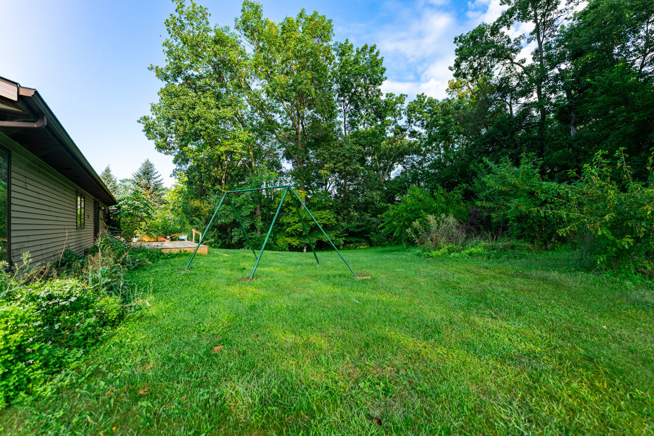 1005 Autumn Court Davis, IL 61019 - Photo 37 of 41