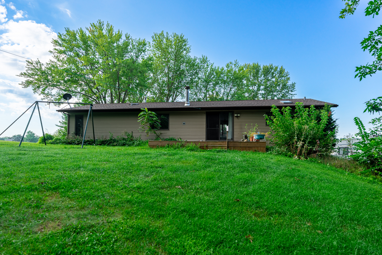 1005 Autumn Court Davis, IL 61019 - Photo 39 of 41