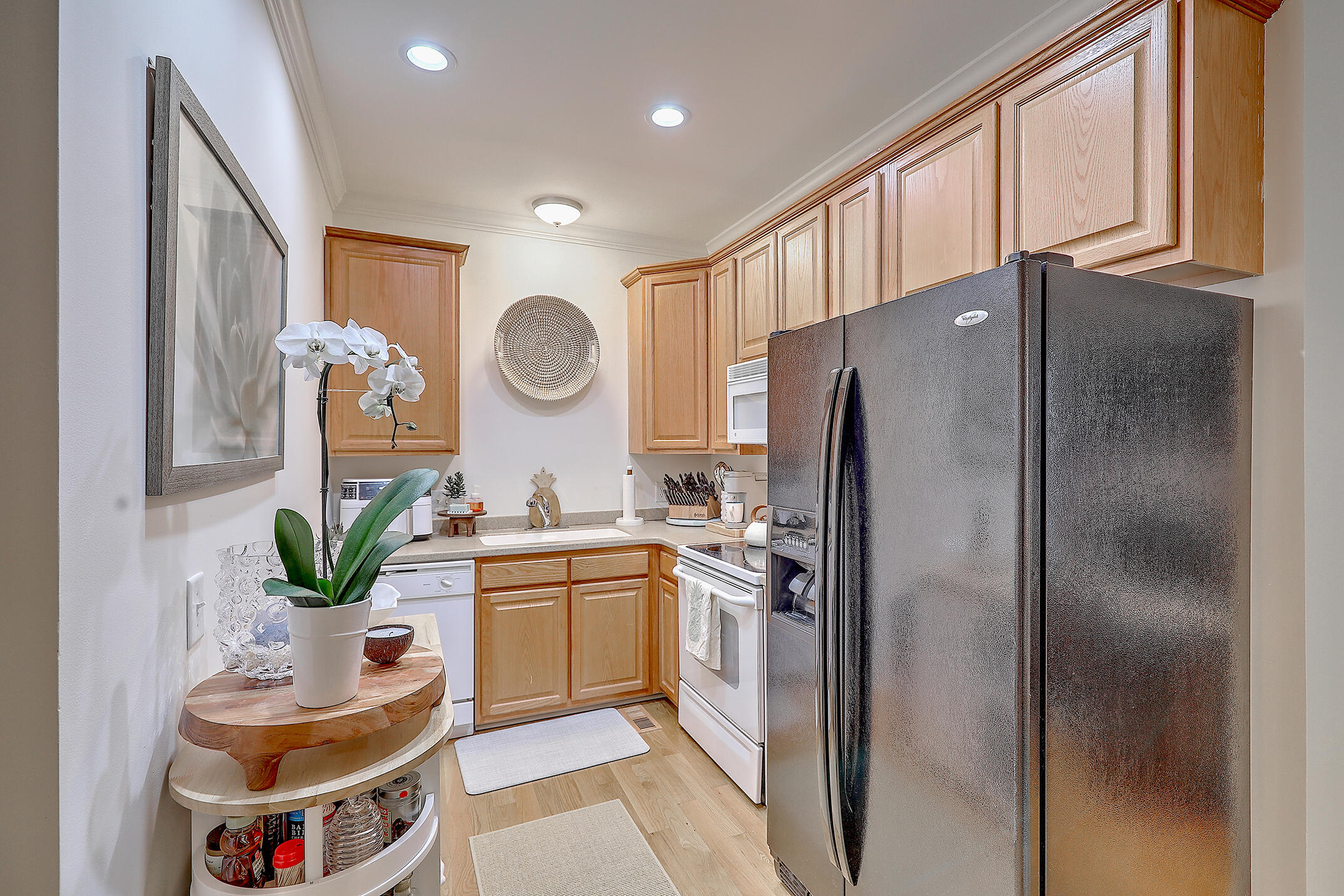 118 Congress Street, Unit F Charleston, SC 29403 - Photo 12 of 38 Kitchen